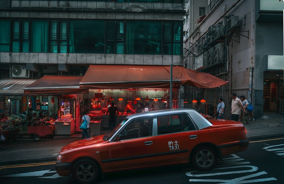 生计与抱负的博弈，爱奇艺《姐姐当家》实在见证中女的破局勇气
